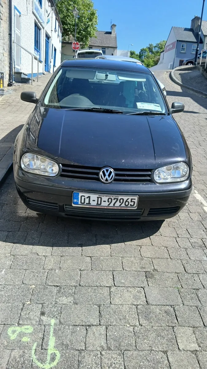 Volkswagen Golf 2001 - Image 1