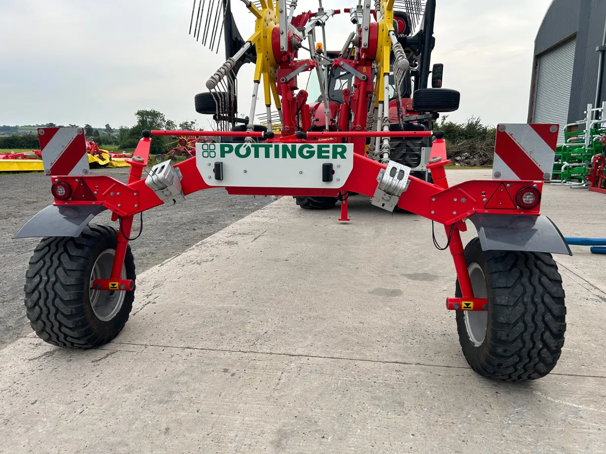 PÖTTINGER TOP 702C Rake - Image 4