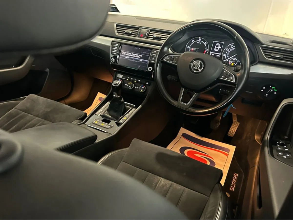 Skoda Superb 1.6 TDI SE Technology S- S-A 120PS 5 - Image 4