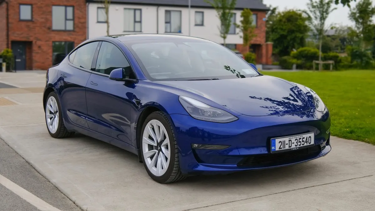 Tesla Model 3 2021 Dual Motor AWD Long Range +more - Image 1