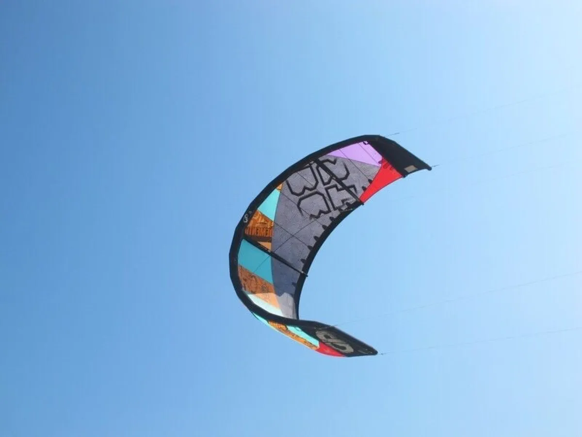 Kitesurf kites 7m and 11m - Image 2