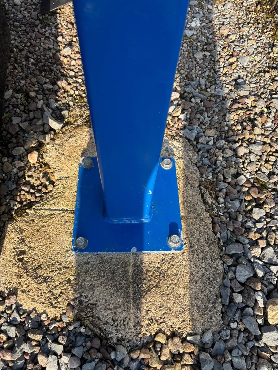 Outdoor pull up rig 4 x 4 x 8 high - Image 3