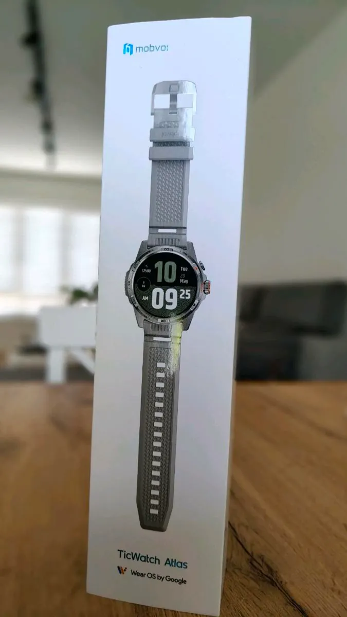 TicWatch ATLAS WearOS, Sapphire Crystal - Image 4