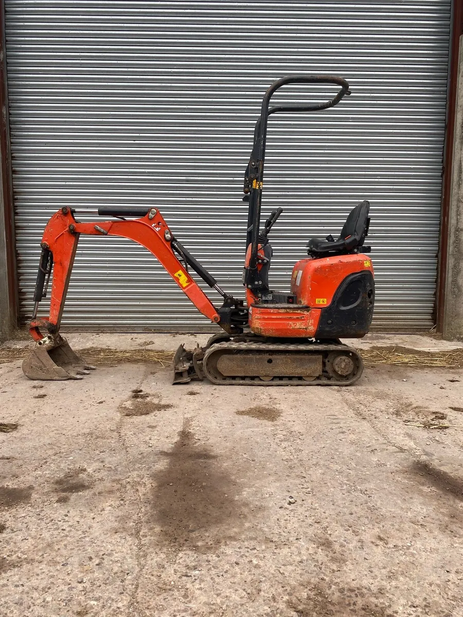 Kubota k008 Micro Digger - Image 1