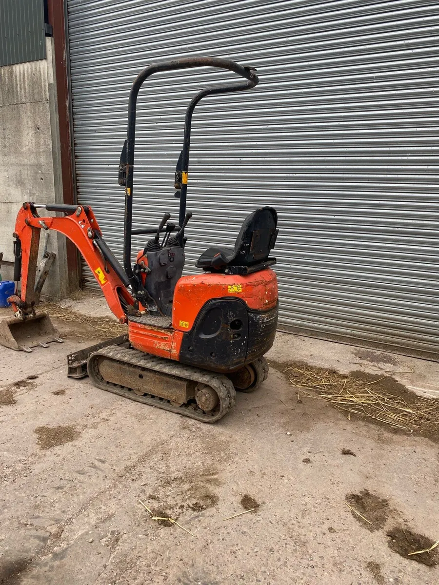 Kubota k008 Micro Digger - Image 2