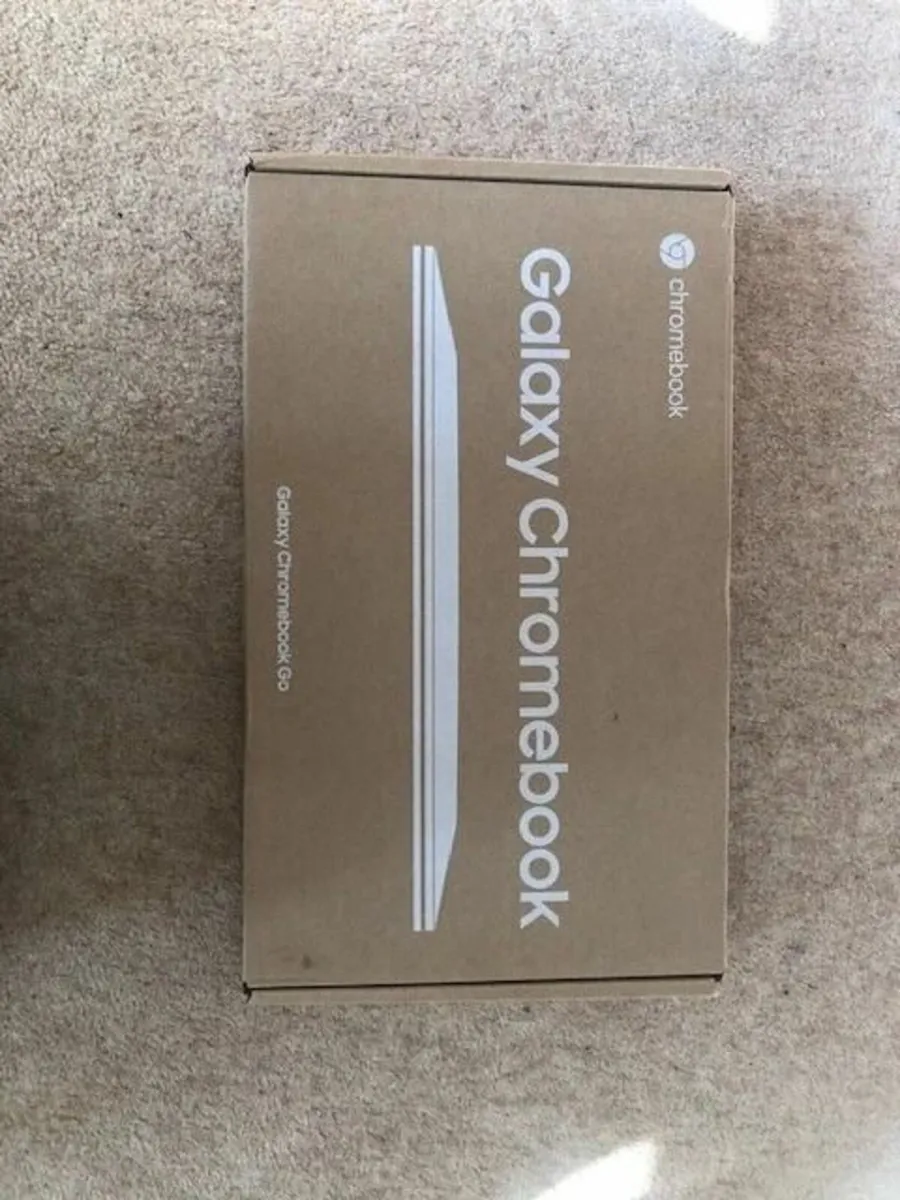 Samsung Galaxy Chomebook - Image 1