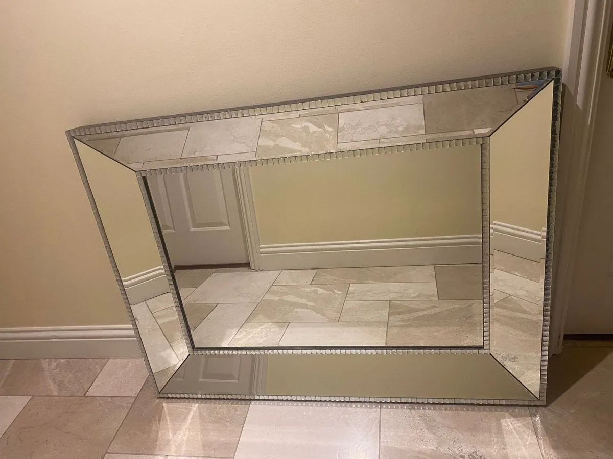 Mirror - Image 1