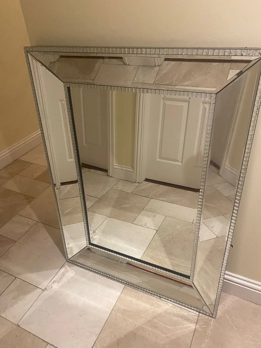 Mirror - Image 2
