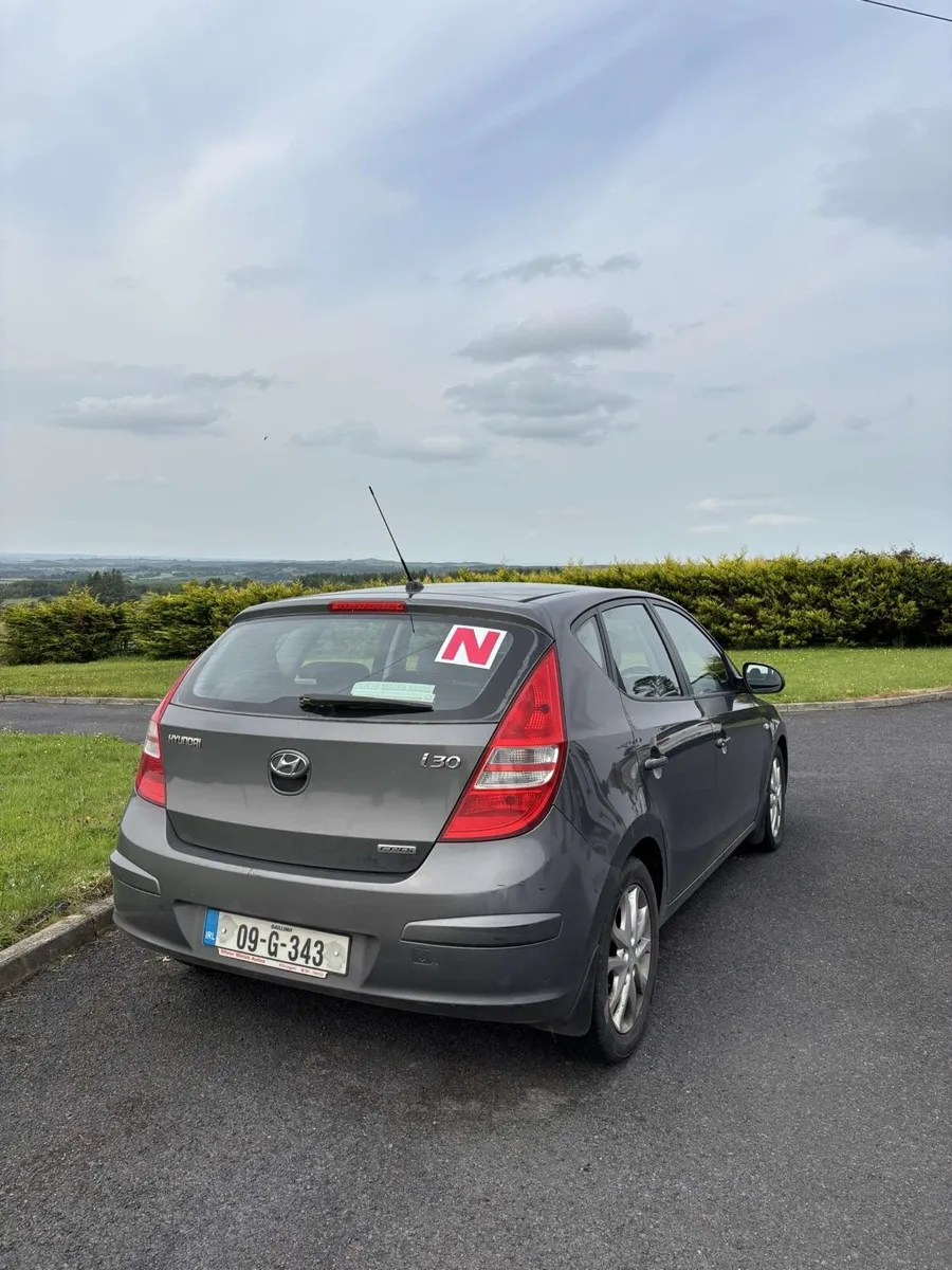 Hyundai i30 - Image 2