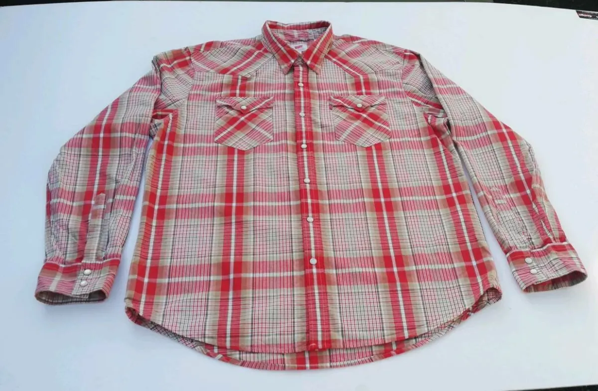 Levi's Mens pearl snap button long sleeve Shirt - Image 2