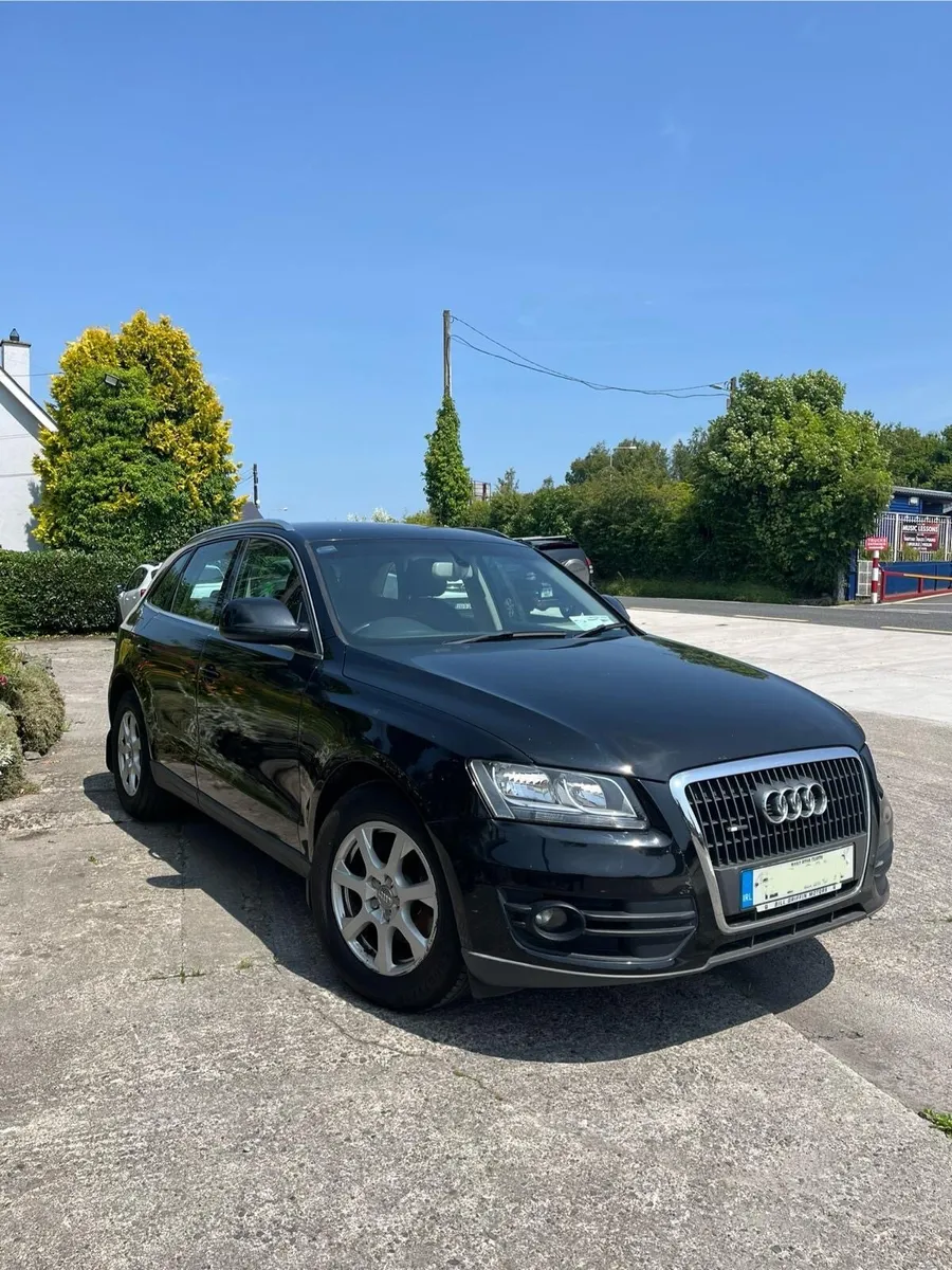 Audi Q5 - Image 1