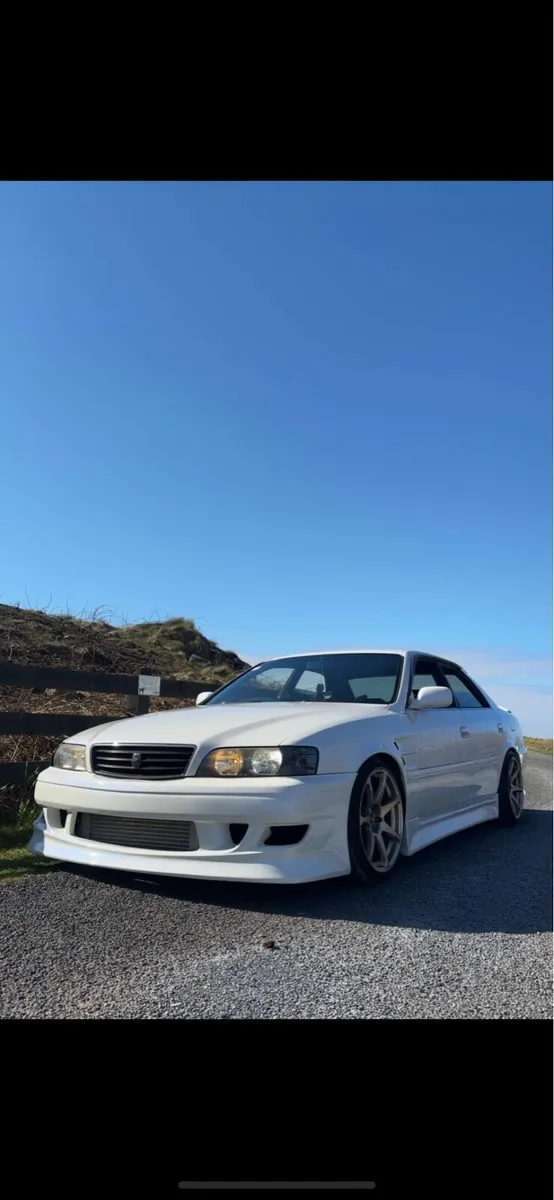 Toyota Chaser Tourer v - Image 1