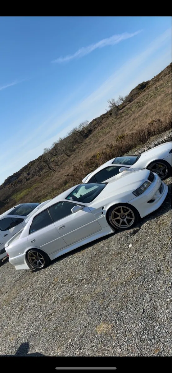 Toyota Chaser Tourer v - Image 3