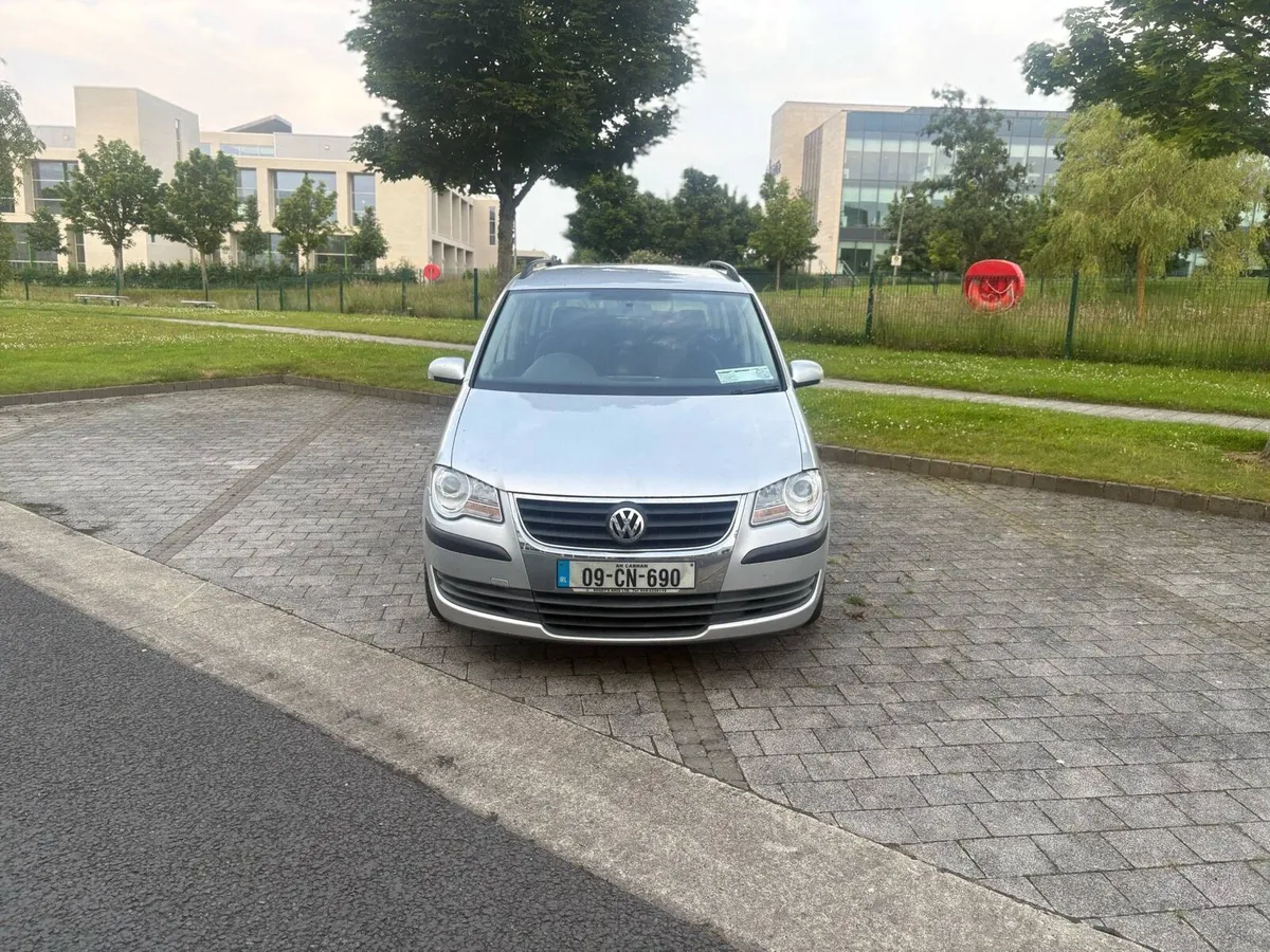 2009 Volkswagen touran - Image 2