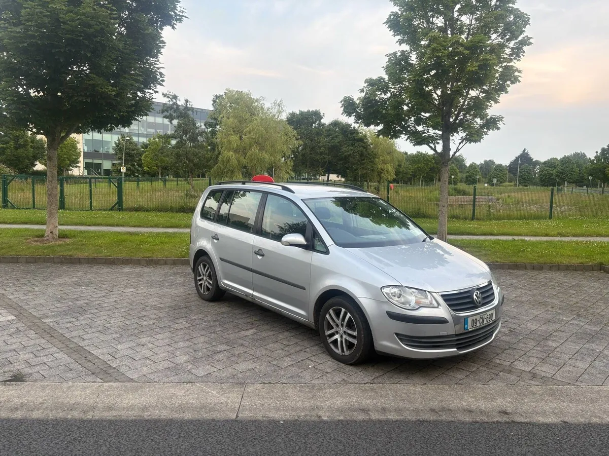2009 Volkswagen touran - Image 3