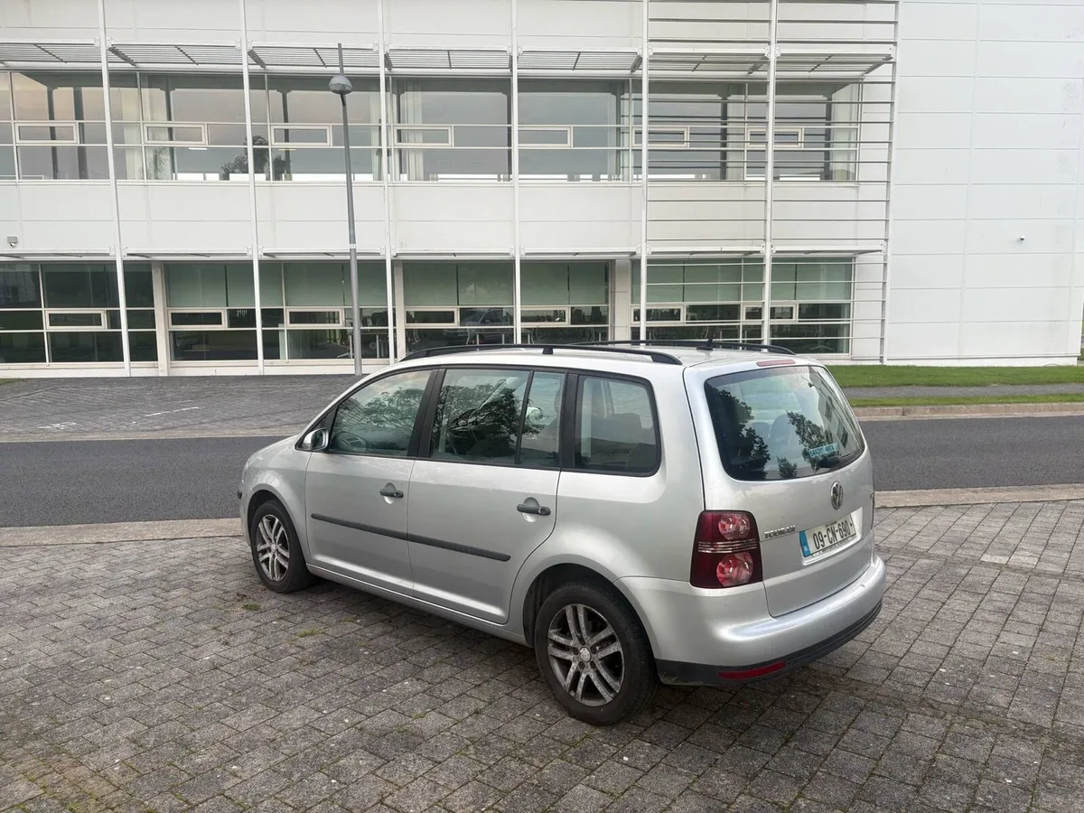2009 Volkswagen touran - Image 4