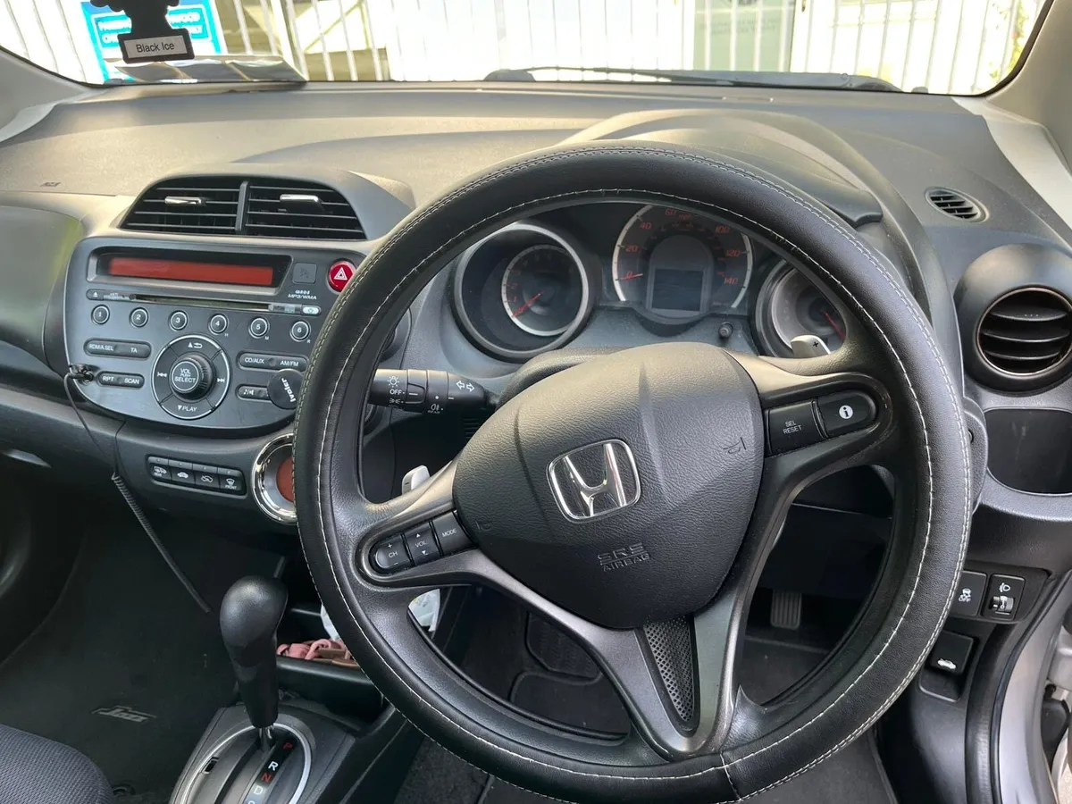 Honda Jazz 2011 Automatic – Excellent Condition - Image 3