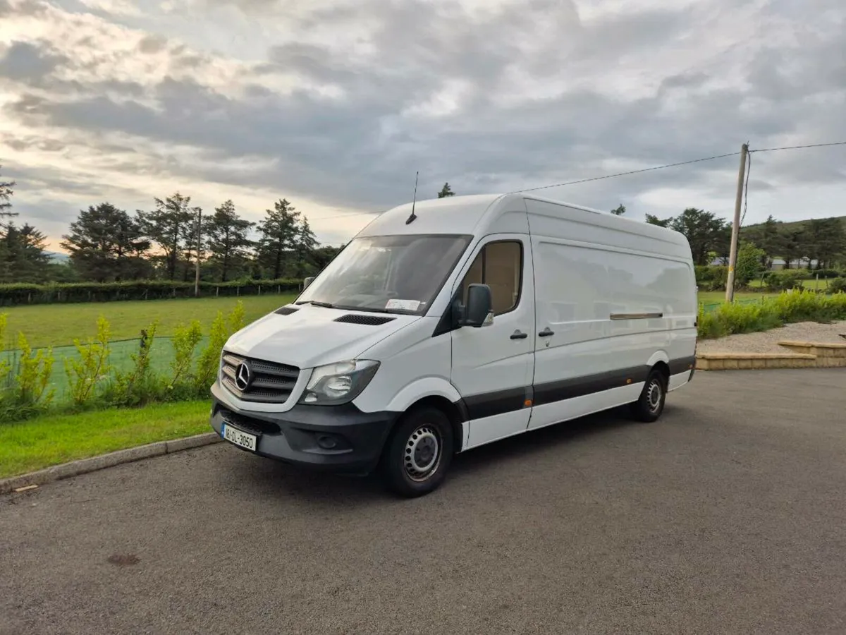 Mercedes Sprinter - Image 1