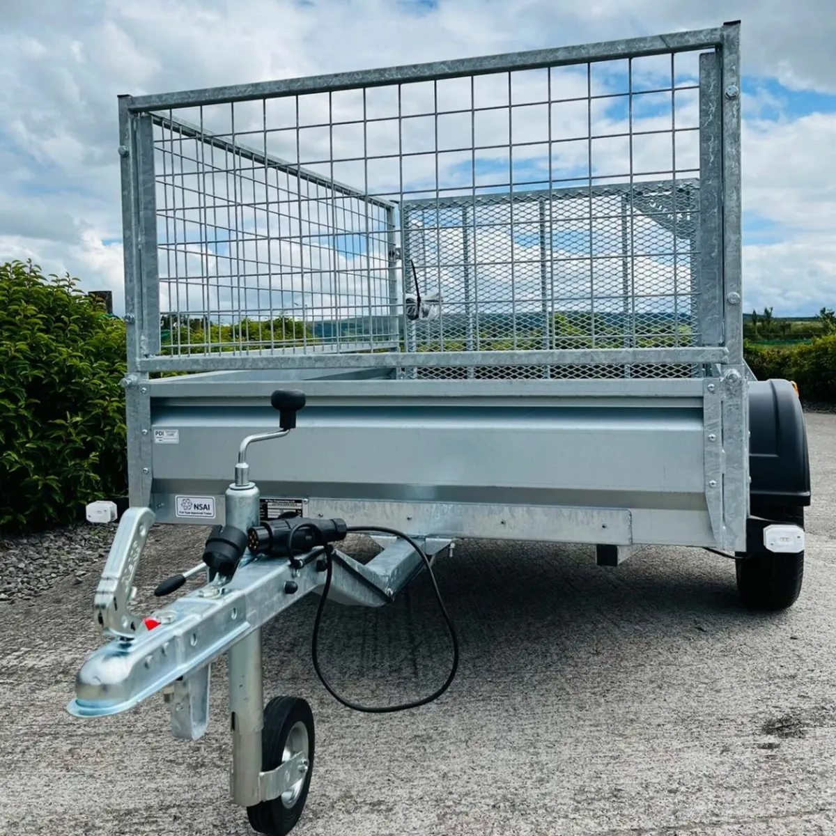 M-tec 6x4ft Single Axle Trailer - Image 4