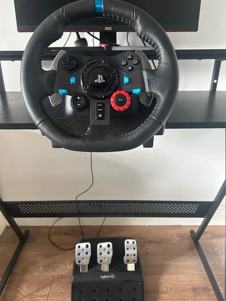 Logitech g29 steering wheel - Image 2