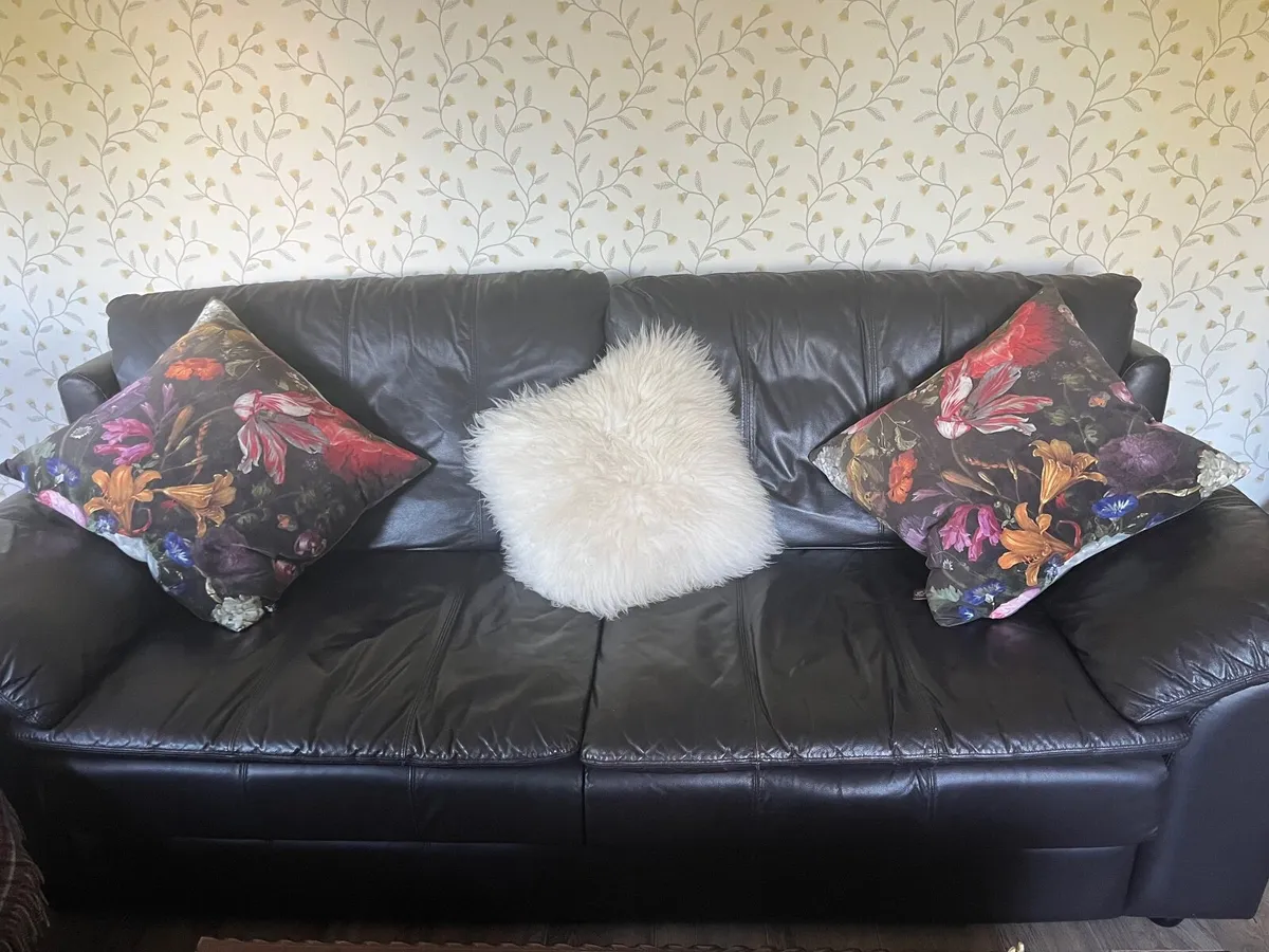 Leather couch and chair - Image 2