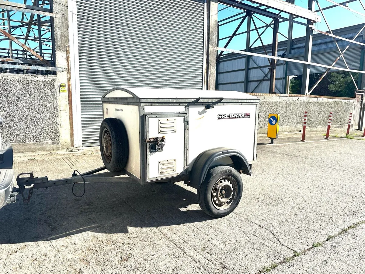 Dog Trailer - Image 1