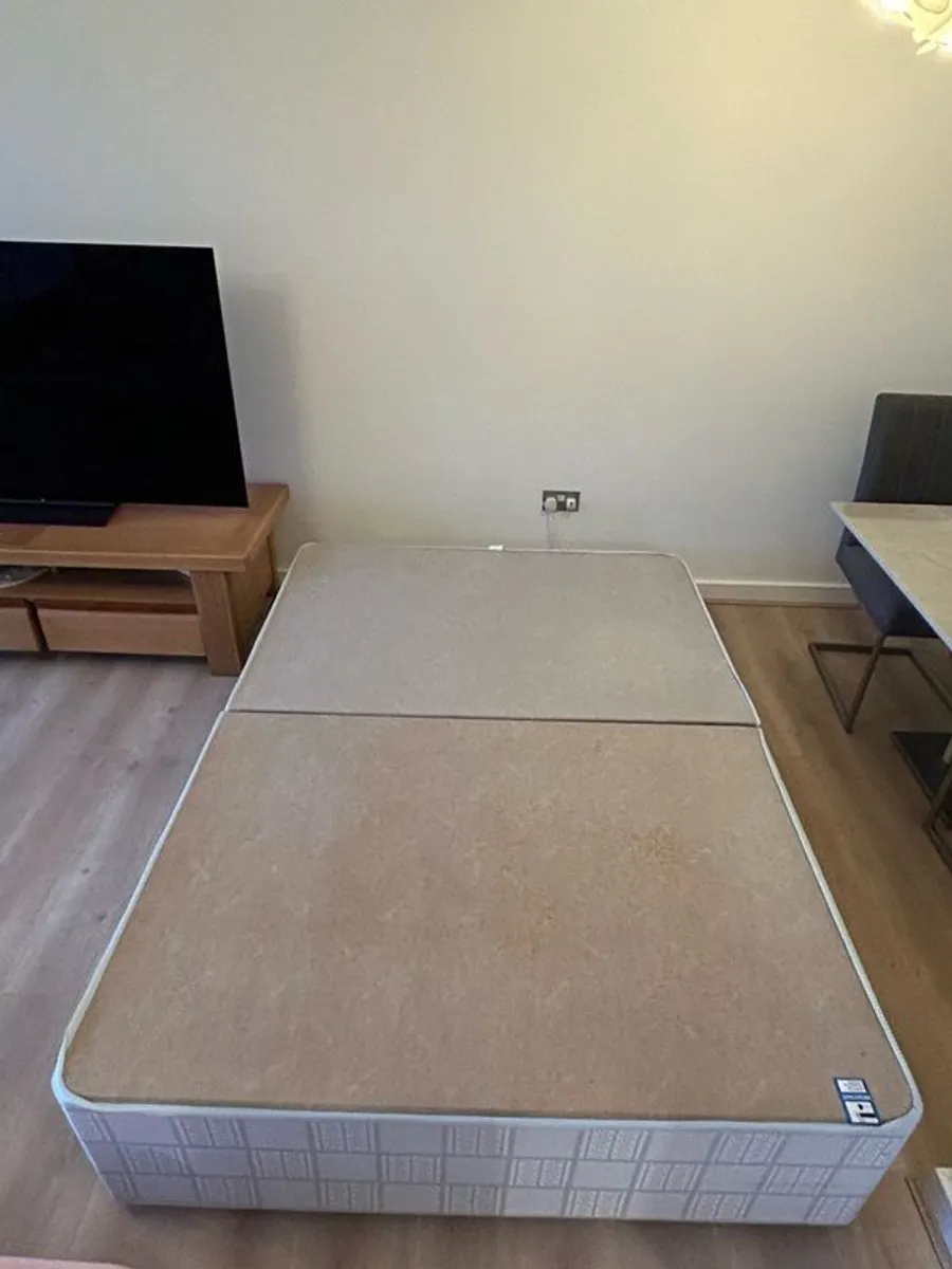 4'6" Double bed base - Image 2