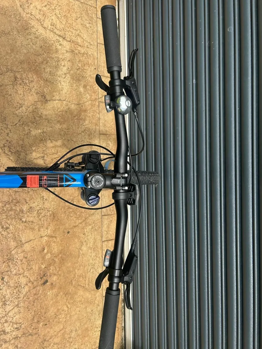 Fuji Nevada bike  27.5 - Image 3