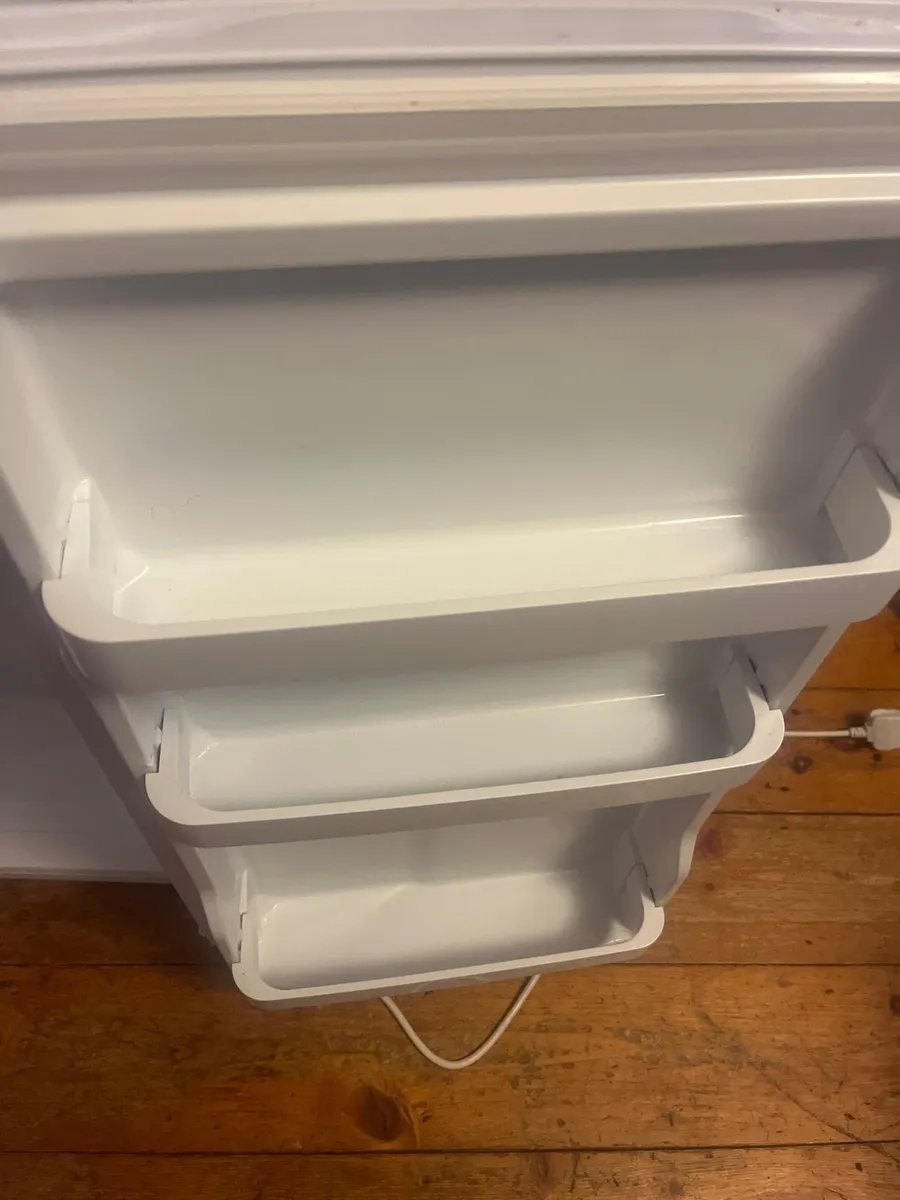 Fridge - Image 3