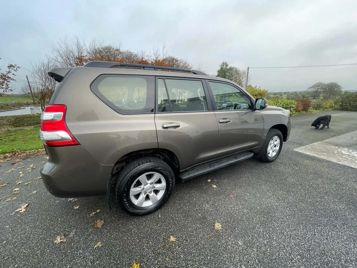Toyota Landcruiser - Image 3
