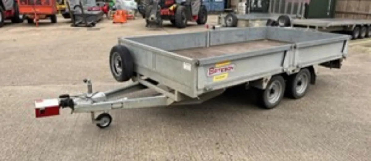 Livestock trailer - Image 2