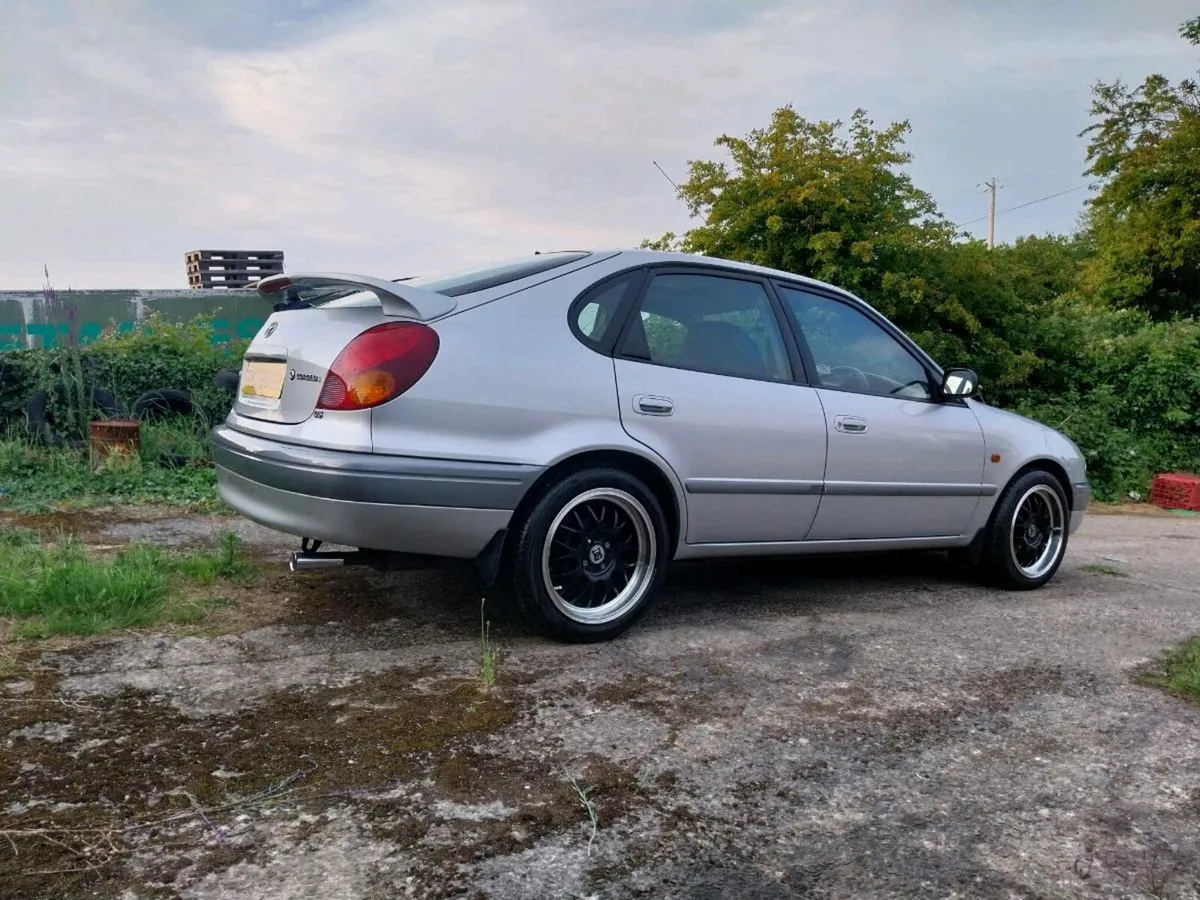 1998 toyota corolla 1.3 GS - Image 2