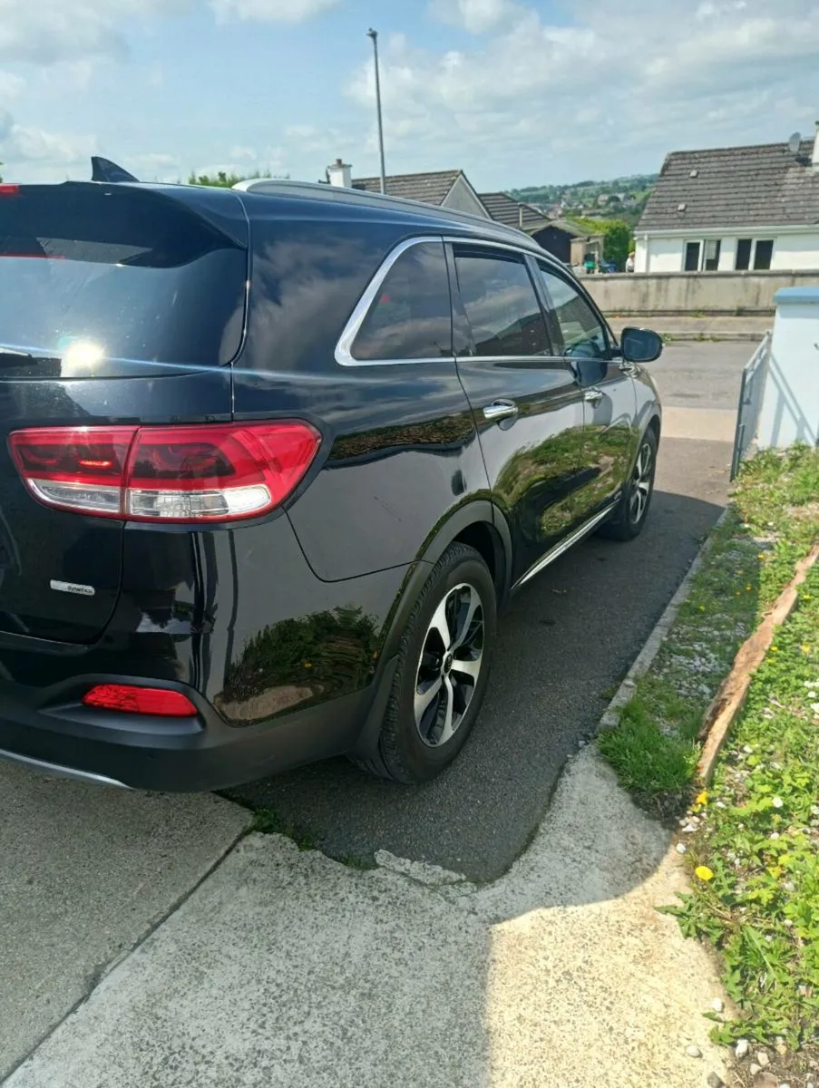Kia Sorento - Image 3