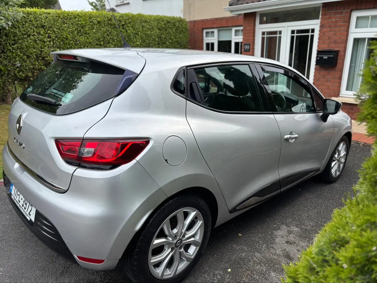 Renault Clio 2017 - Image 4