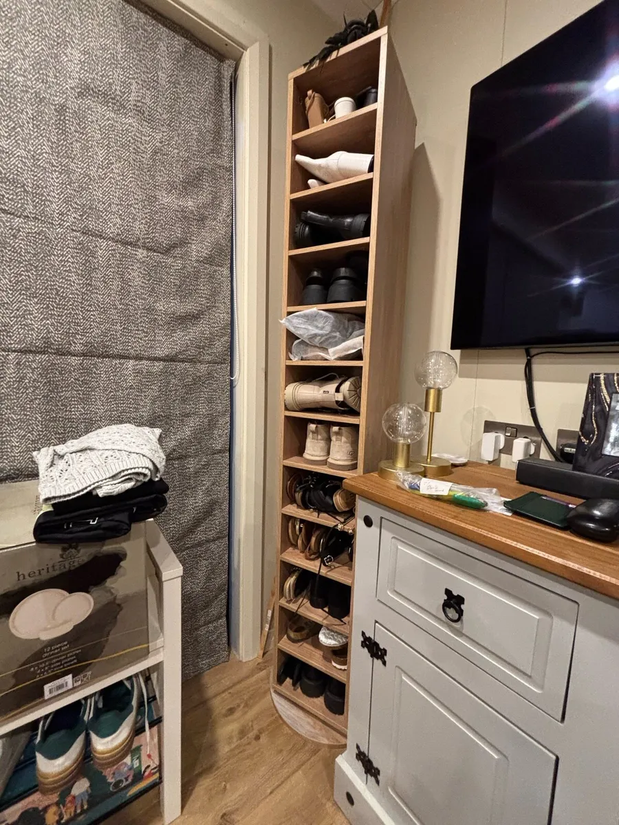 Shoe rack/Mirror - Image 1