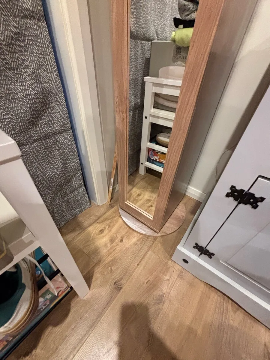 Shoe rack/Mirror - Image 3