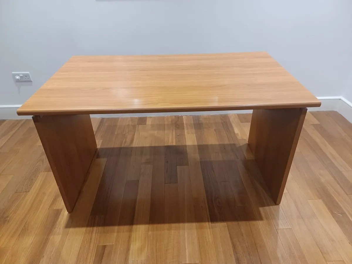 Office desk - Image 2
