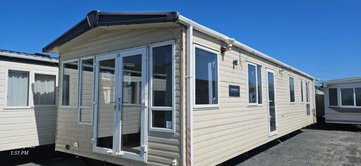 Abi Sunningdale, 3 bedroom Mobile Home - Image 1