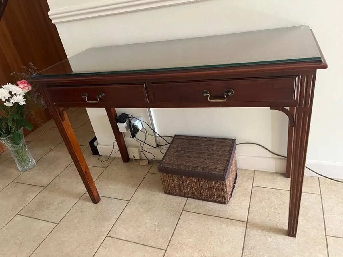 Mahogany Hall / Console Table - Image 1