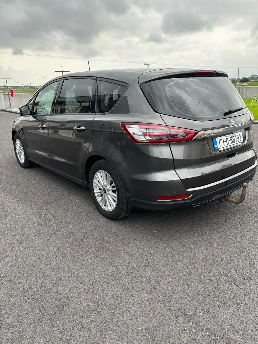 2017 Ford Smax Zetec 2.0TDCI 150bhp - Image 3