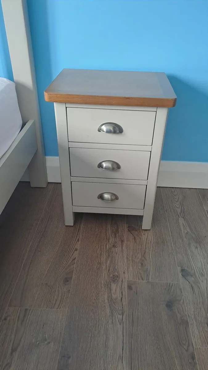 Double bed - Image 2
