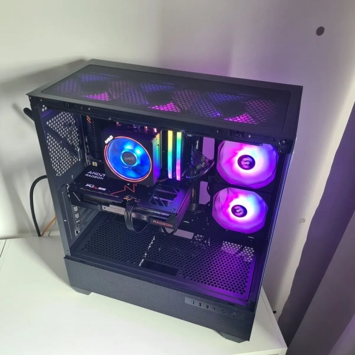 AMD Ryzen 9 , 32GB ddr5 , AMD RX 9060XT 16GB gddr6, 1tb nvme ssd, 1440p - gaming pc - NEW - Image 1