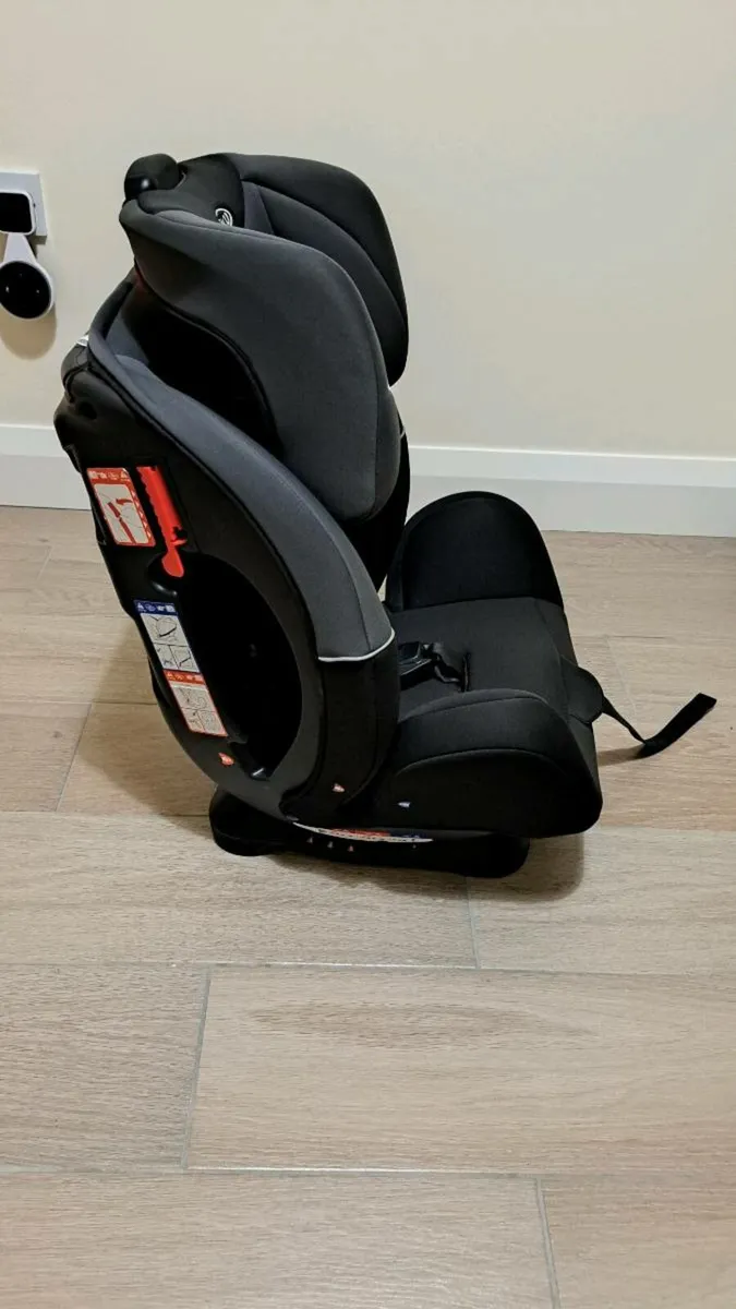 Graco Enhance Car seat - Image 2
