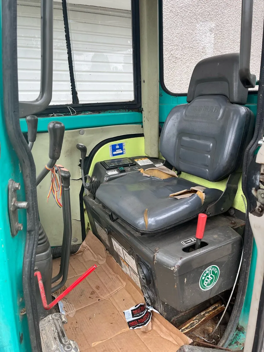 Yanmar vio30 - Image 4