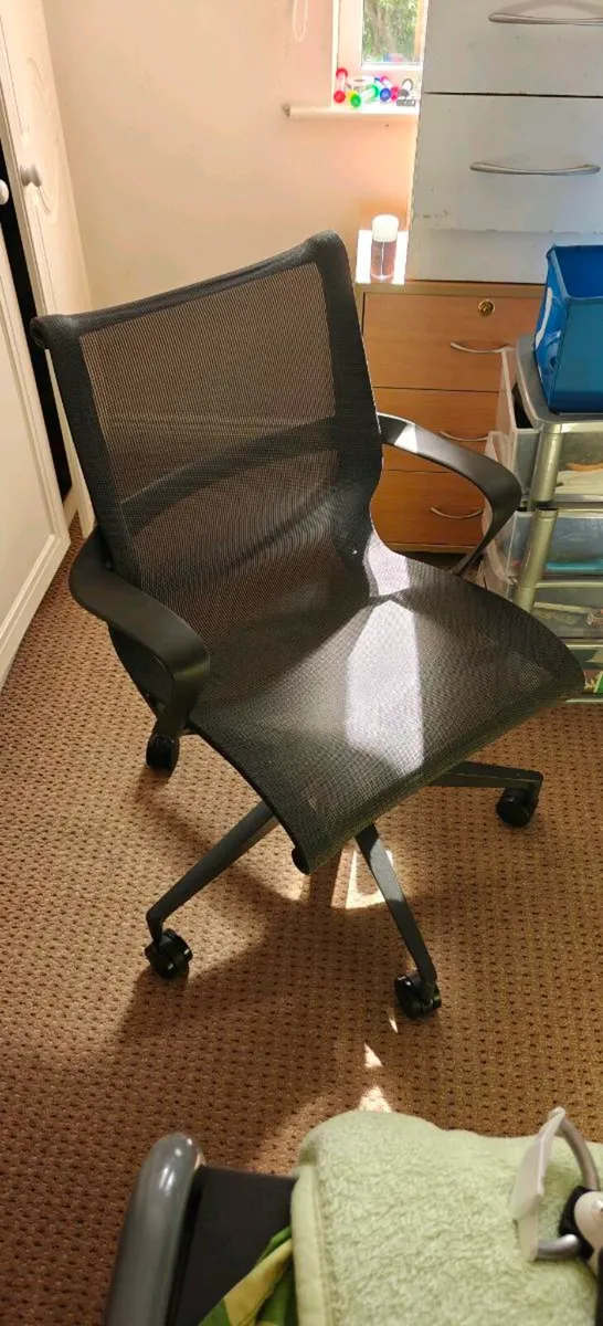 Office chair Herman Miller Setu - Image 1