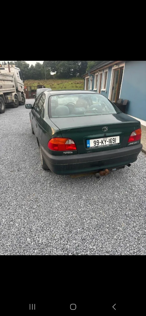 Toyota Avensis 1999 - Image 4