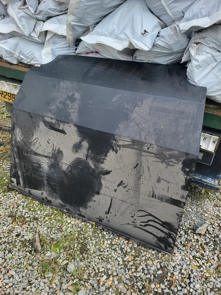 Bulk  head - Image 1