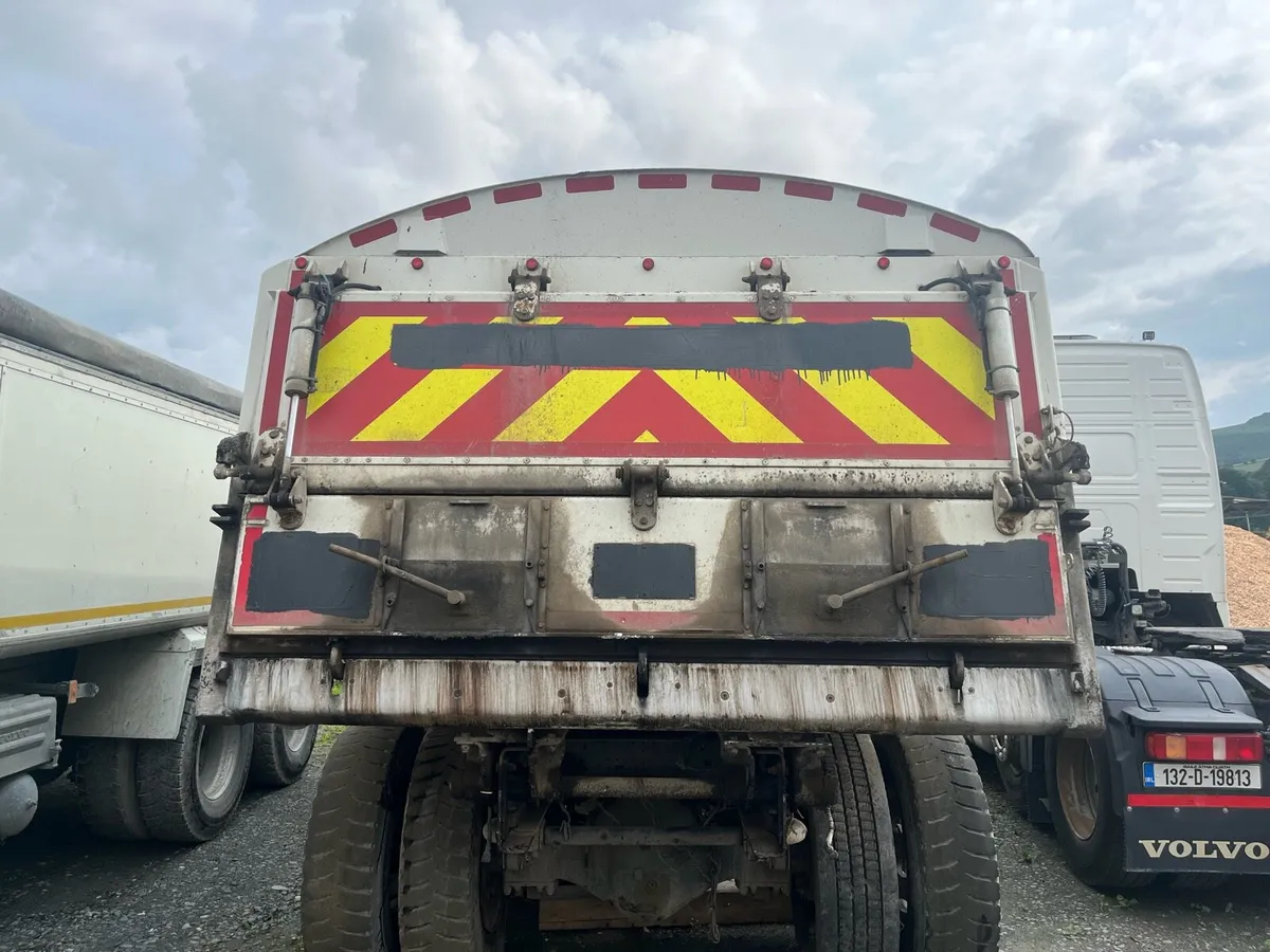18ft insulated tar body - Image 4