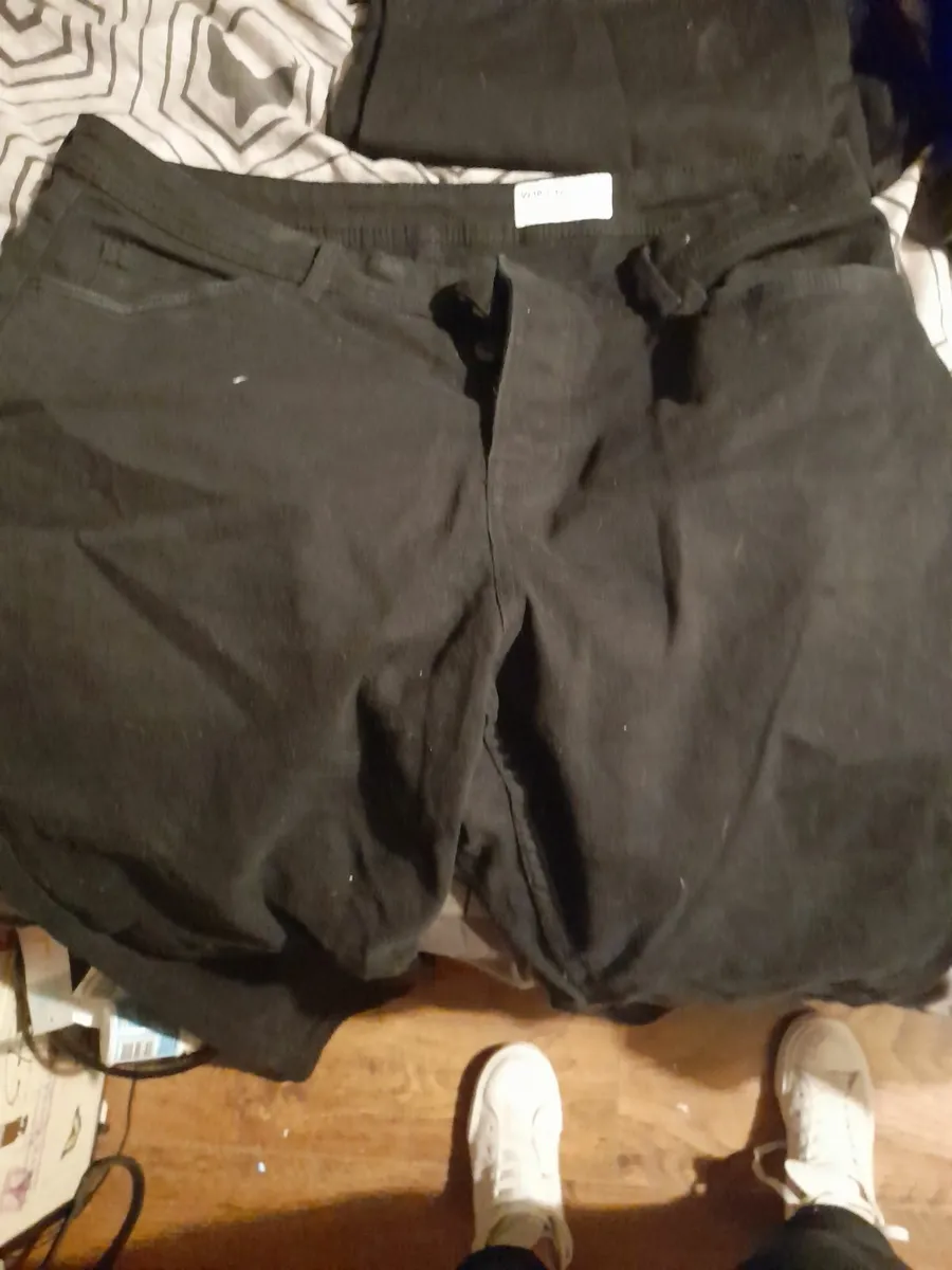 Mens chinos - Image 3
