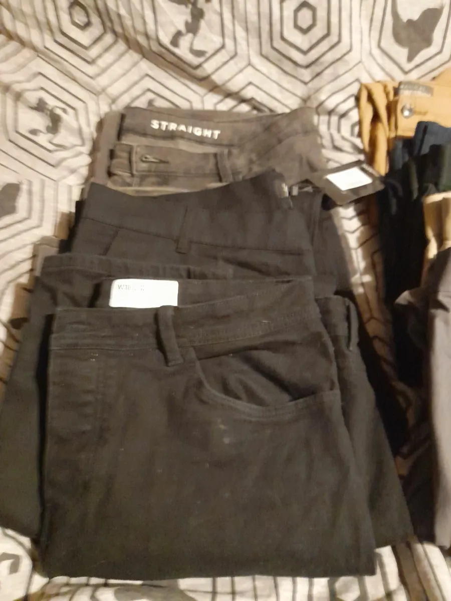 Mens chinos - Image 4